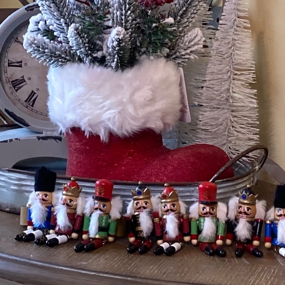 Other - Set 8 Christmas Holiday Wooden Nutcracker Ballet Wood Soldier Napkin Rings